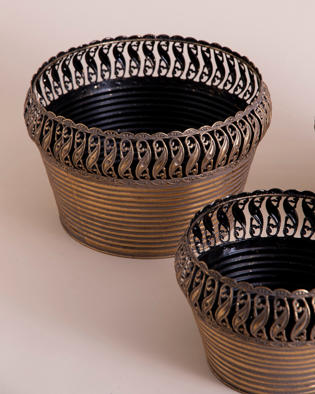 Victorian Baroque Planter- Set Of 3