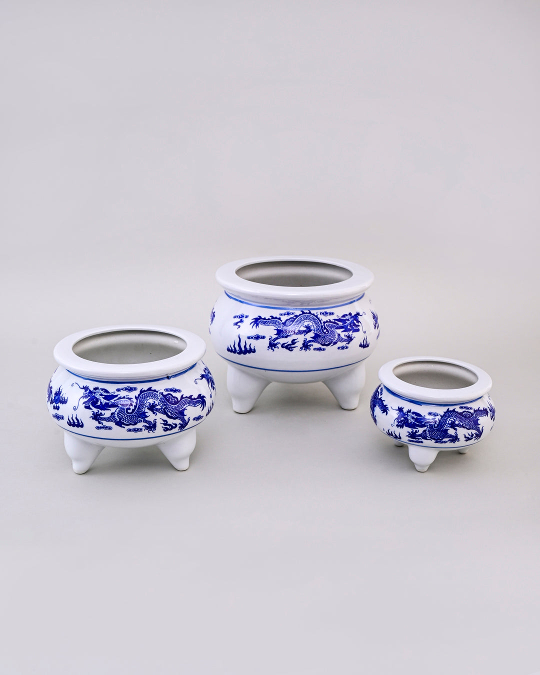 Blue & White Tripod Planter - 5.5'