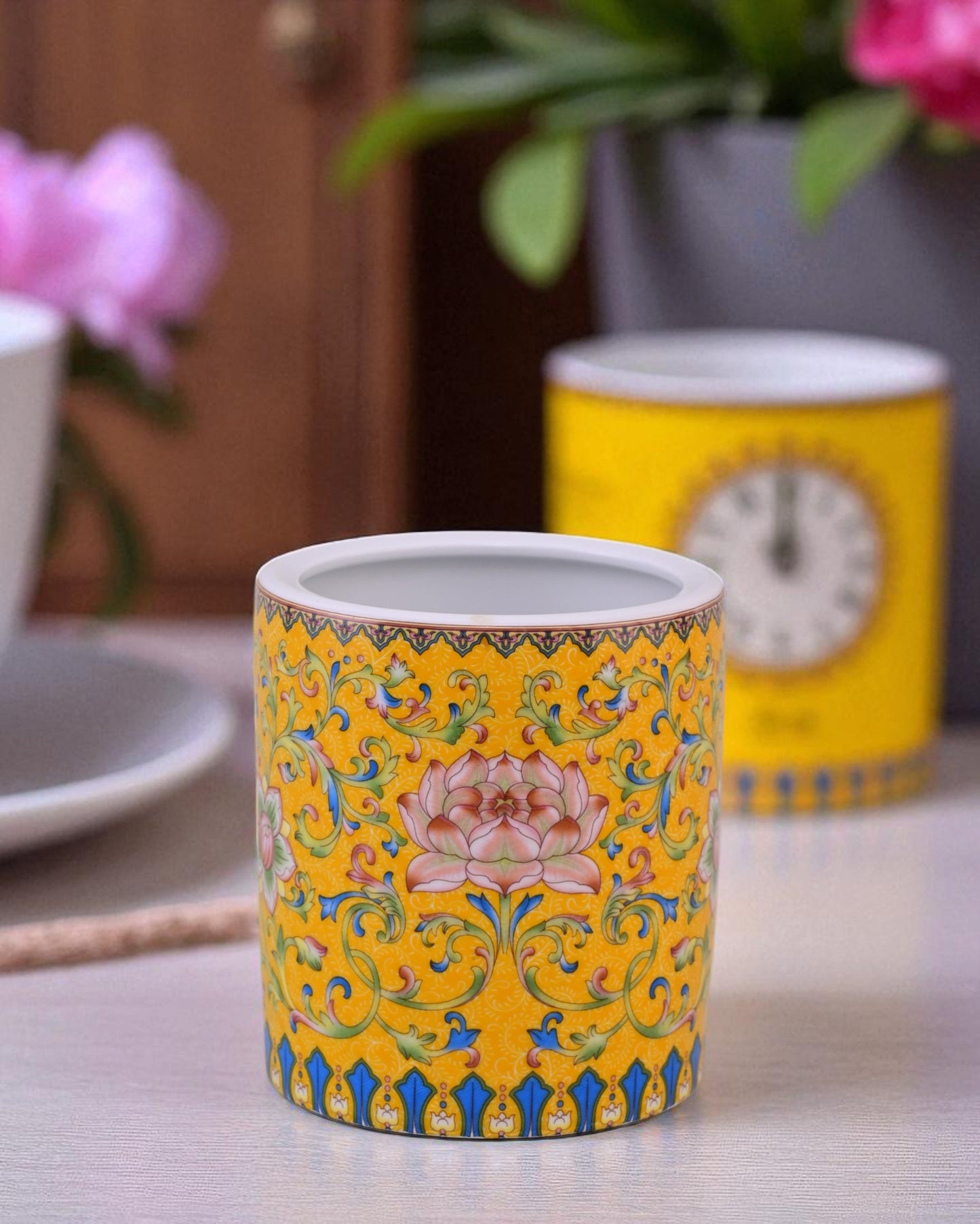 Floral and Vine Planter - Yellow